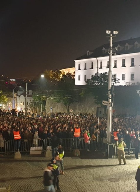 Slováci opäť vyšli do ulíc. Tentokrát bojujú za Spravodlivé Slovensko