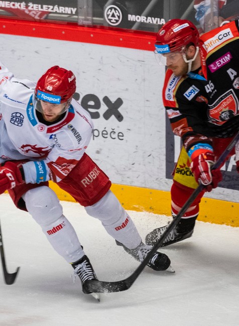 HC Oceláři Třinec - Mountfield Hradec Králové (1)
