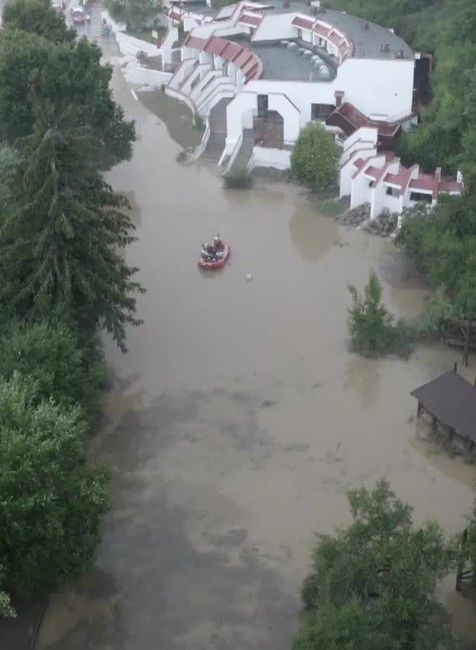 [multi] Zaplavy Domica 4037