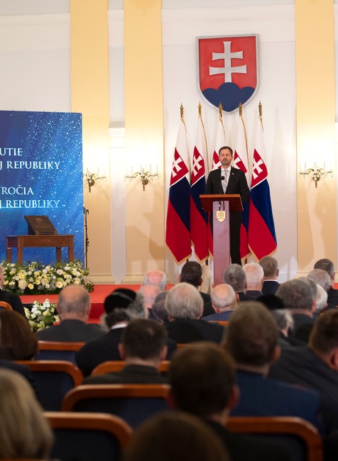 Pred 30 rokmi bola schválená Ústava SR: E. Heger