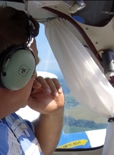 Unikátny stroj, žena navigátorka aj dlhoroční letci. Na východe sa konala navigačná letecká súťaž 