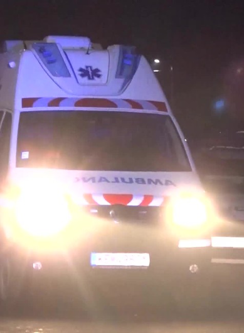 [multi] Napadnuti zachranari 7180