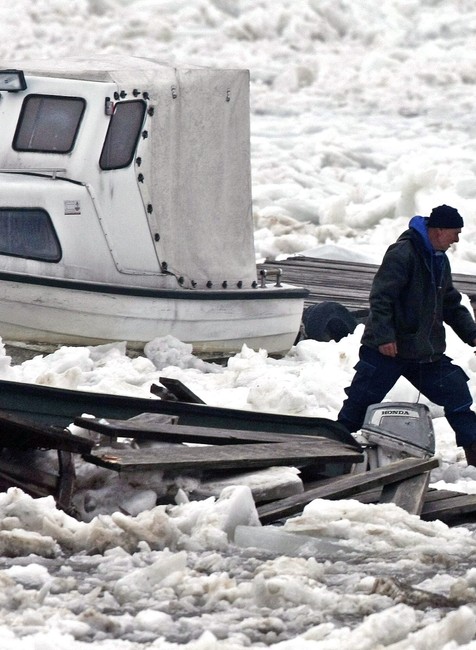 Srbsko more ľadové kryhy