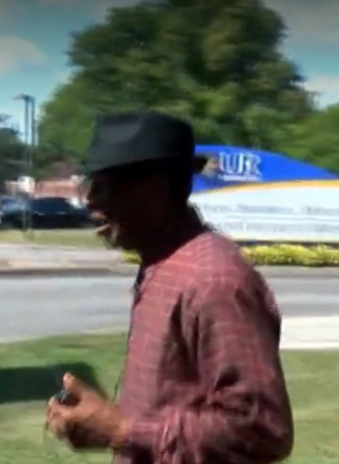 Skutočný dôkaz lásky. Muž každý deň prejde 10 km, aby videl svoju ženu