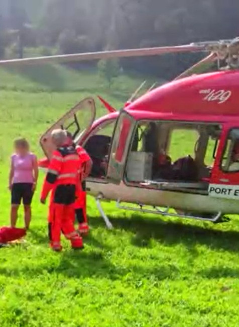 Horskí záchranári zasahovali v Malej Fatre. Iba 9-ročné dievča spadlo v úzkej rokline