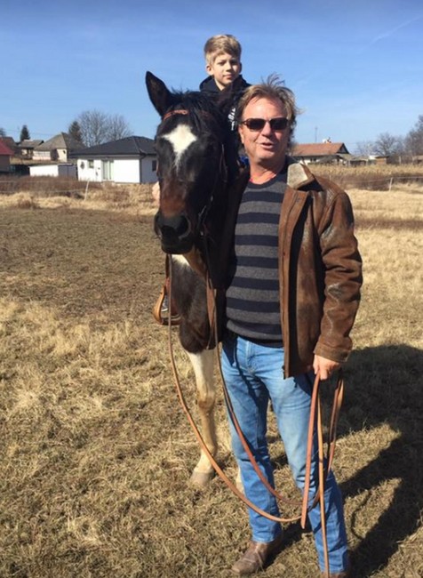 Maroš so synom Markom