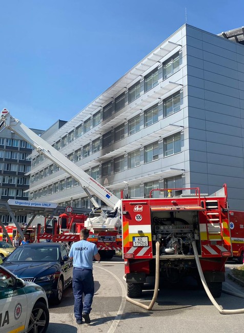 požiar nemocnica košice 