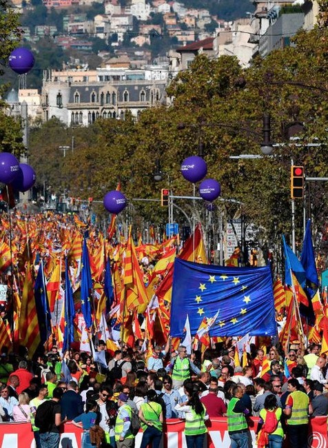 Demonštrácie v Španielsku.jpg