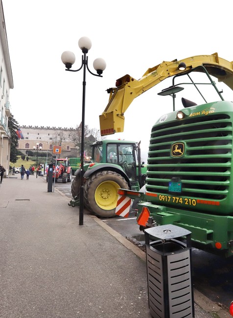 farmari protesty traktor ZVOLEN (1)