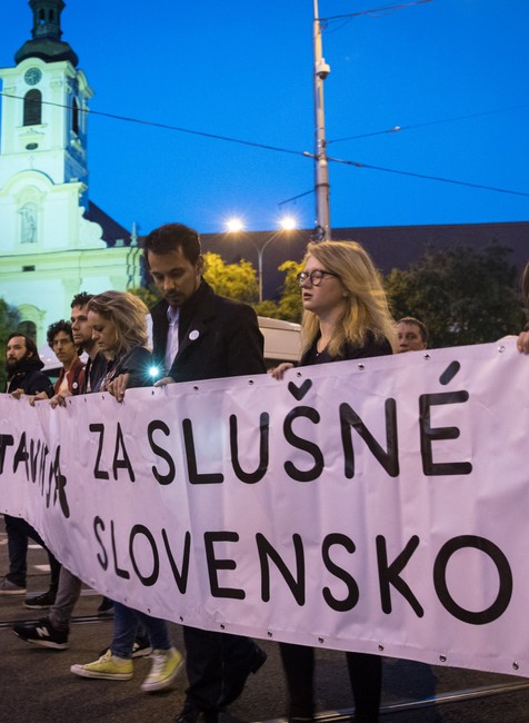 FOTOGALÉRIA: Pochod Za slušné Slovensko - Nikam neodchádzame. Ľudia opäť vyšli do ulíc