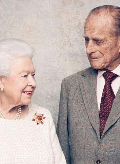 Kráľovná Alžbeta II. s princom Philipom