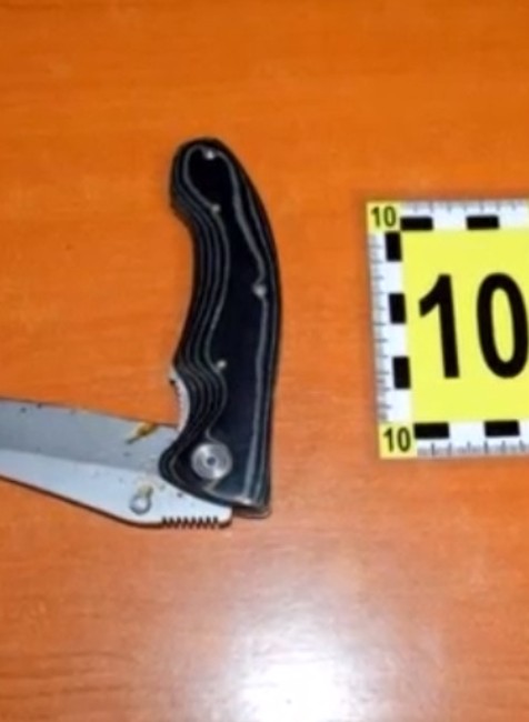 Tomáš v taxíku napadol neznámeho muža a bodol ho do srdca. Pred súdom sa priznal