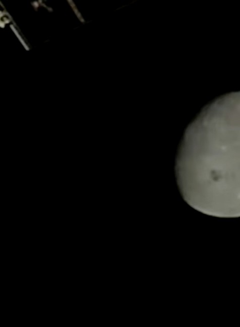fotografia mesiaca artemis 2