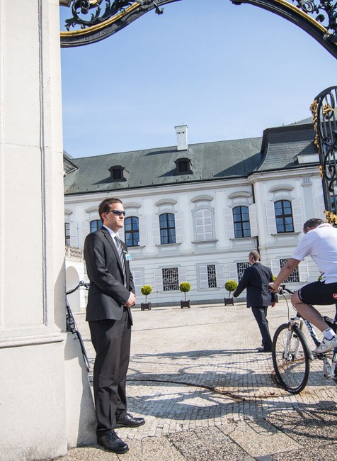 Andrej Kiska práca bicykel