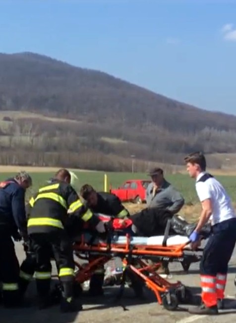 Mladému motorkárovi nepomohol ani privolaný vrtuľník. Po zrážke s autom zahynul