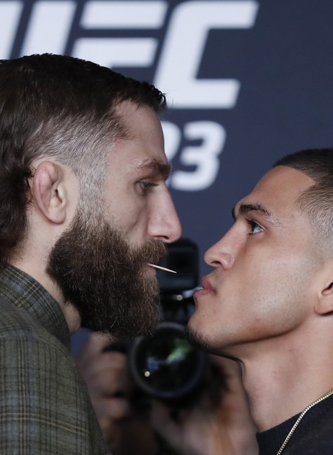 Michael Chiesa a Anthony Pettis