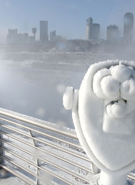 Niagarské vodopády zamrzli zima5
