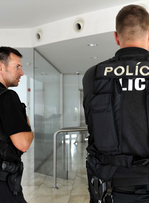 Slovenské elektrárne: policajná razia 1