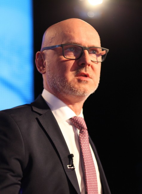 Analýzy Na hrane s Branislavom Gröhlingom