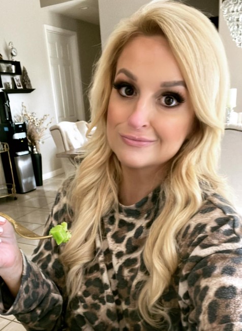  Alisse Carlson Schwartz