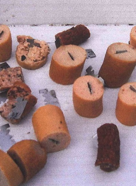 Párky so žiletkou na ulici