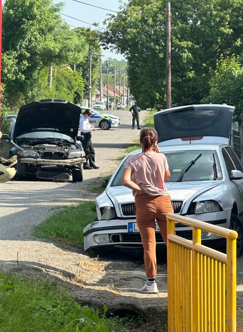 Zrážka aut Sikenica