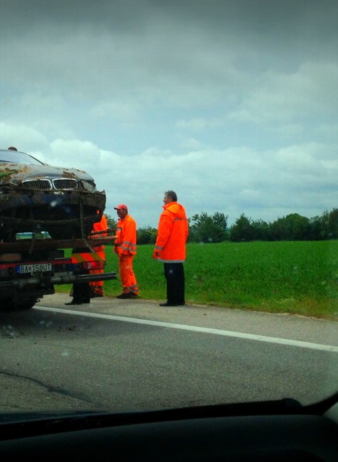 4 Ján Richter nehoda Pata zničený bavorák