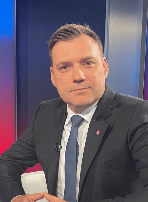 Politika 24 s Tomášom Tarabom