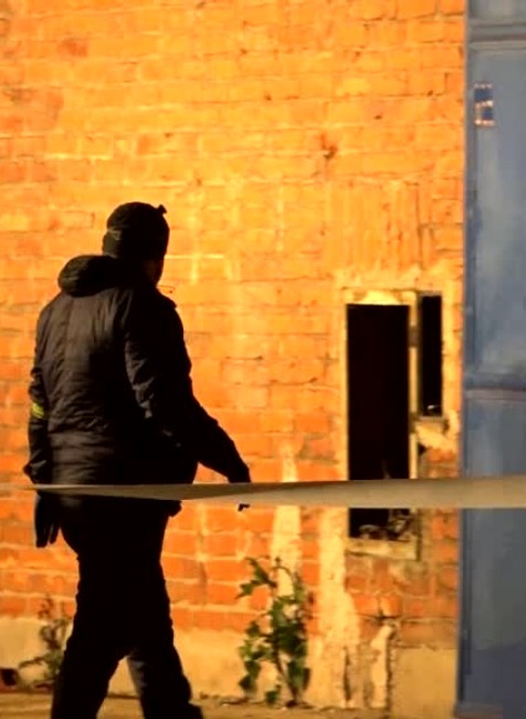 [multi] V skladoch na západe i východe našli podozrivé chemikálie. Ide zrejme o drogové laboratórium 1476