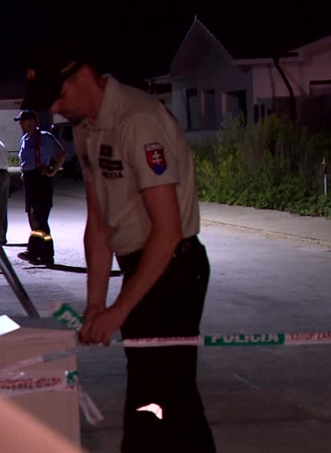 Tragický nález v studni. Jednou z mŕtvych osôb bol policajný vyšetrovateľ