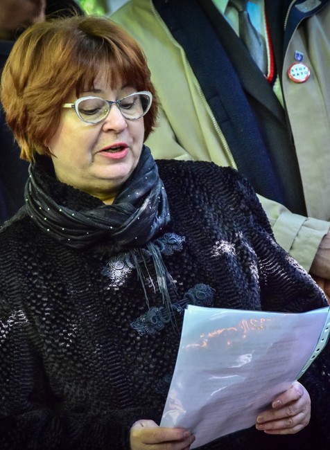 Na Tisovom hrobe si pripomenuli 70. výročie jeho popravy, prišli aj Kotlebovci.jpg