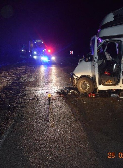 Nehoda dvoch dodávok. O život prišiel spolujazdec