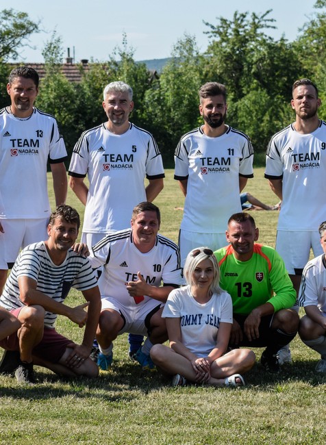 Foto: Futbalový tím Nadácie JOJ obhajuje prvenstvo z minulého roka