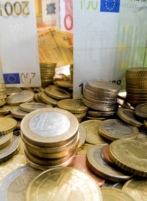 peniaze-bankovky mince