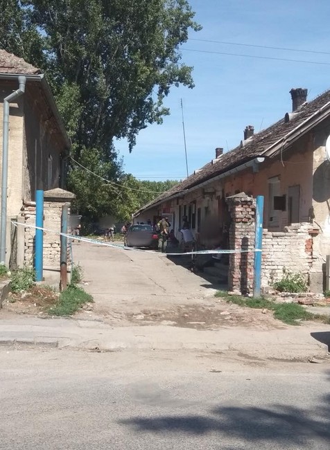 Polícia zasahuje v Seredi