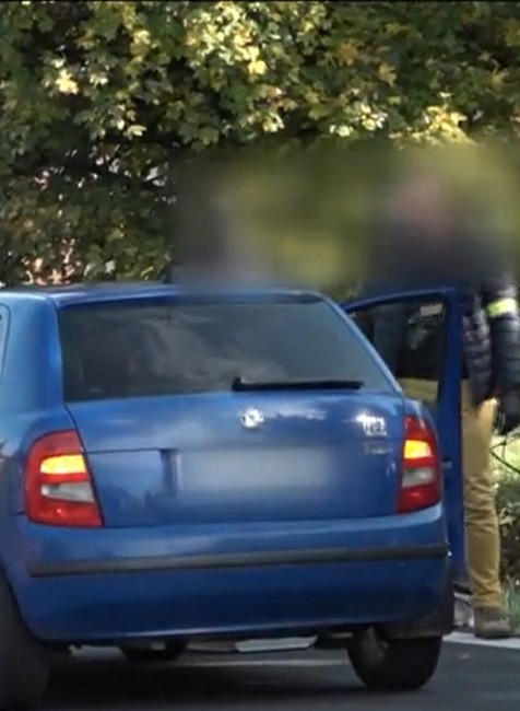 Pri motoreste Cieľ mužom cestu skrížili kukláči.