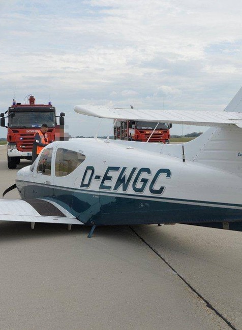 Lietadlo pristálo bez vysunutého podvozku