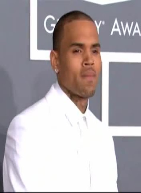 Chris Brown si vydýchol! Zrušili mu podmienku