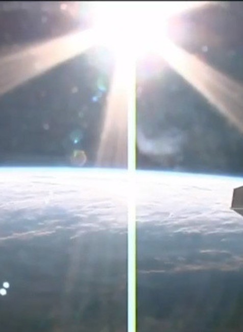 Diera vo vesmírnej lodi 