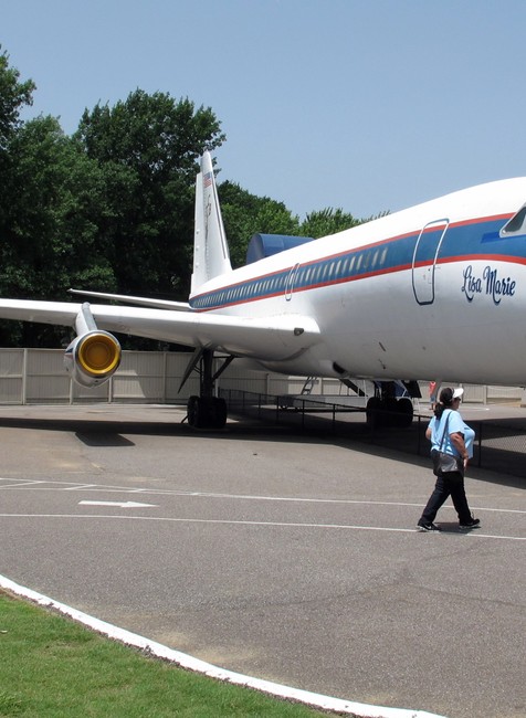 Elvis Presley - lietadlo Lisa Maria