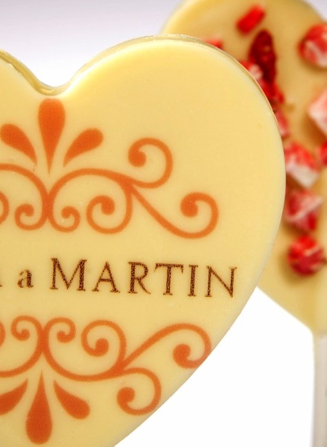 Čokoláda biela mliečna horká ozdoby ovocie výroba chocolatierka