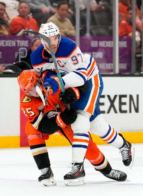 Oilers_Ducks_Hockey306278