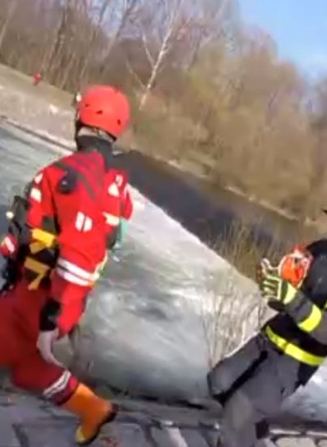 Na splave zahynuli traja mladíci.