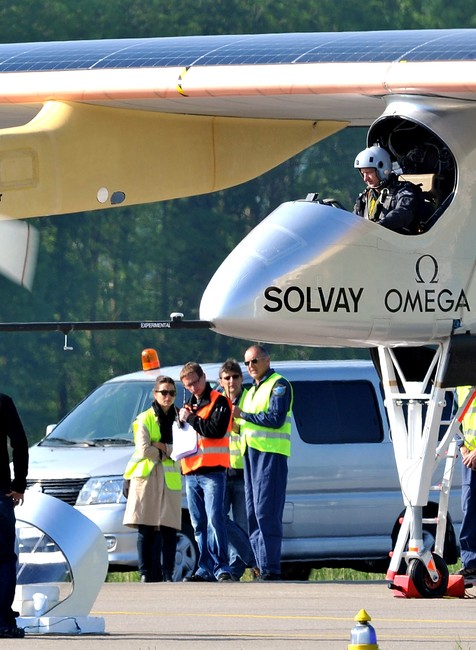 Solar Impulse solárne lietadlo poháňané slnečná energia