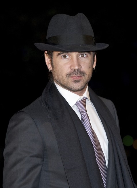 Colin Farrell zažil sexškandál v roku 2006, kedy musel kúpiť od médií vlastnú porno kazetu, aby sa jej obsah nešíril po internete