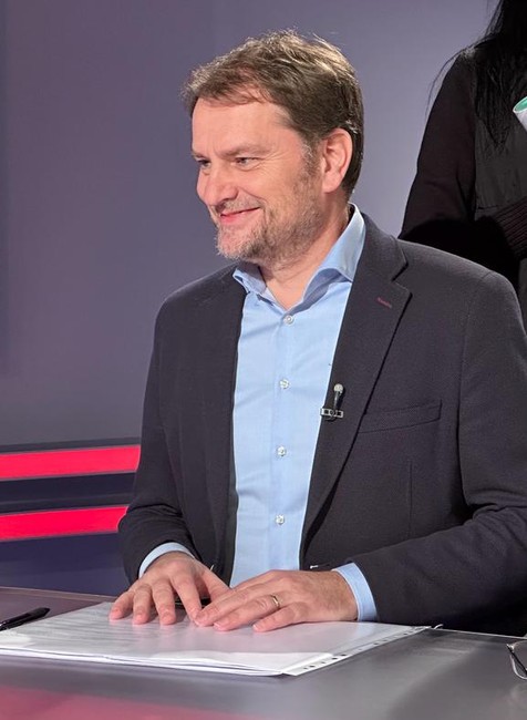 2a60539f-8fcc-4861-8da9-35a18ce58d25