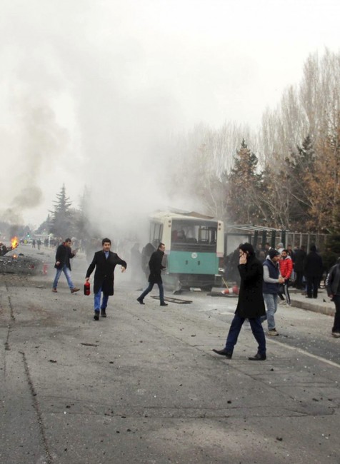 Výbuch v Turecku zasiahol autobus