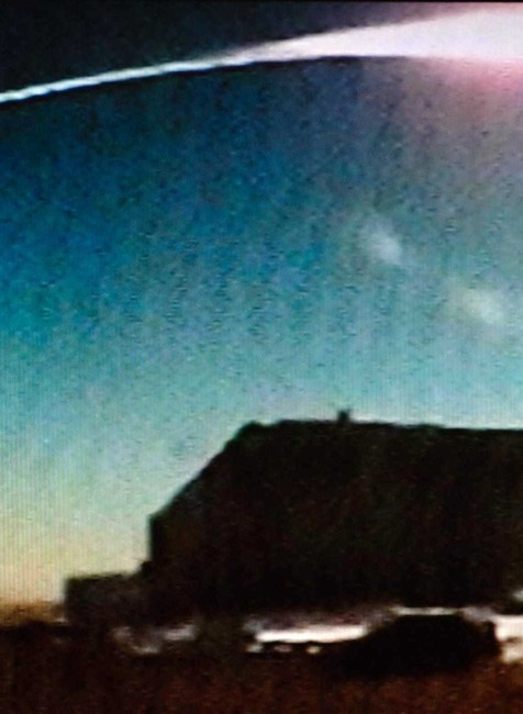 Meteorit pád obloha dym Rusko Sibír svetlo vesmír