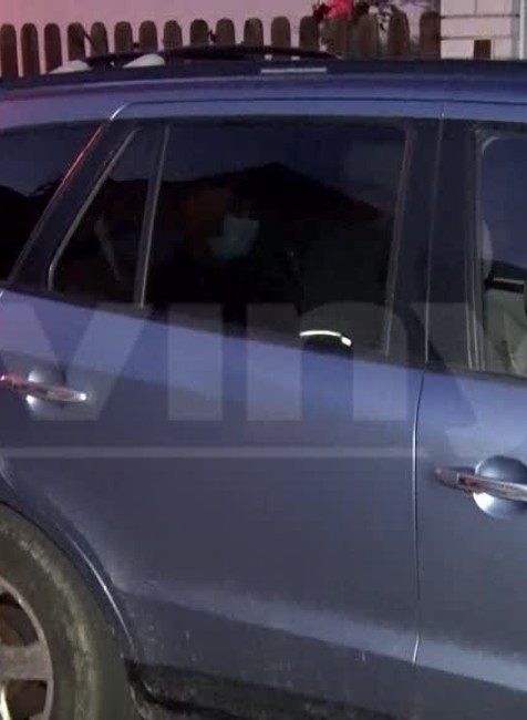 [multi] Krajmer v putách 12325