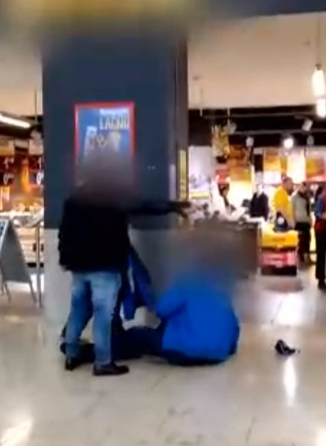 Incident v nákupnom centre. Pracovník SBS firmy verzus zákazník